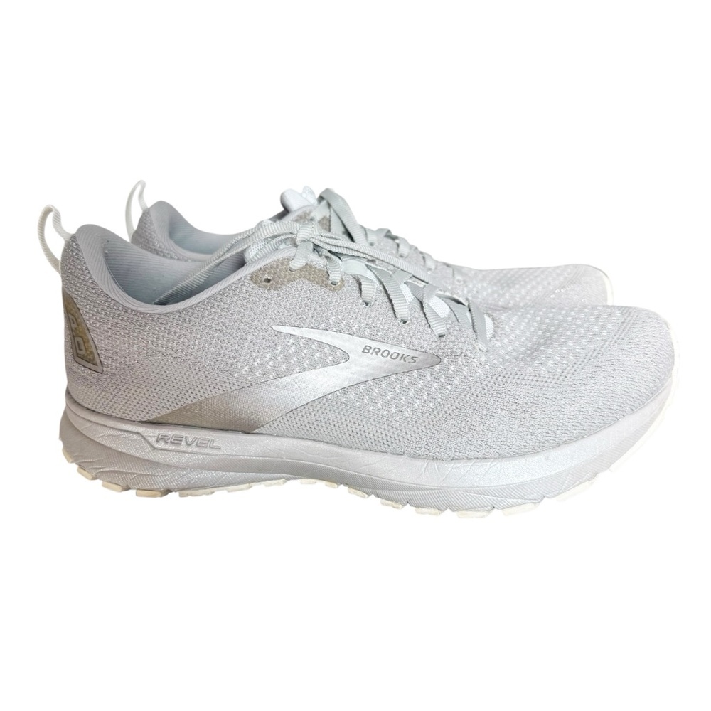 Brooks Revel 4 Grey Women’s Running Shoes size 9